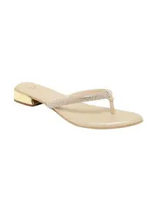 MONROW Flats for Women & Girls, Jemima Flats | Fancy & Stylish Flats sandals |Extra Cushioning & Comfortable, Fashionable, Light Weight, Fashion Flats Sandal for Girls, (7UK, Glod)
