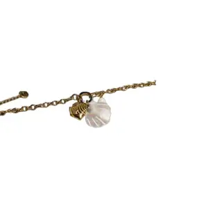 Dainty Shell Charm Bracelet,Chain with Mother of Pearl Shell and Fish Charms