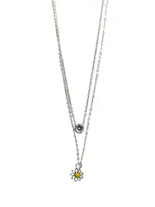 AAKAI Layered Silver Chain Necklace Set with Crystal Pendant and Daisy Charm, 2-Piece