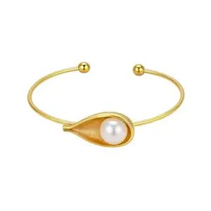 BlingBloom Pearla Rae Bracelet