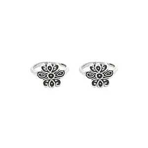 TEEJH Ela Floral motif silver oxidised toe ring