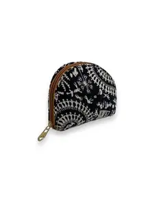 Raang Desi Handmade Round Coin Pouches with Beautiful Ikkat Prints - Stylish and Environment-Friendly Fabric Pouches for Coin and Jewelry Storage