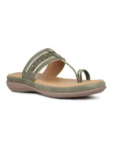 Inc.5 Womens Green Casual Thong Round Toe Comfort Kolhapuri Flats