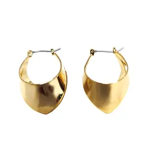 THEAco Bag design gold plated earring