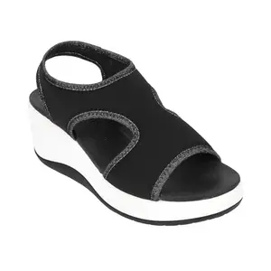 Catwalk Women Stylised Platforms Sandals 10203 (Black-5)