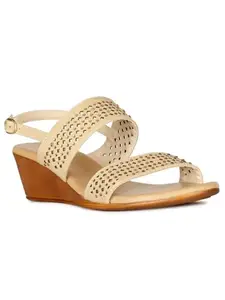 BATA womens FLEX WEDGE SANDAL Beige Heeled Sandal - 3 UK(7618233)