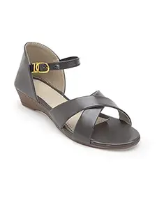 Carrito Latest Collection, Comfortable & Fashionable Sandals for women 's and girls