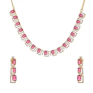 VOYLLA Sparkling Elegance Golden Interlude Necklace Set