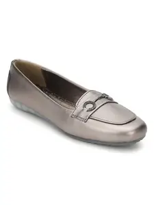 TRUFFLE COLLECTION Women's TC-1219 Silver PU Flat Loafers - UK 7