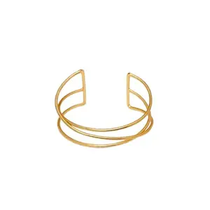 CrissLink 2-Way Adjustable Brass Bracelet – Stylish and Versatile Jewelry for Women, Featuring a Unique Crisscross Link Design, Ideal for Adding a Modern Touch to Any Outfit or Occasion - Golden
