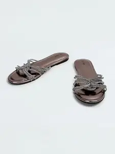 Max Women Embellished Strappy Flats, Gunmetal, 38