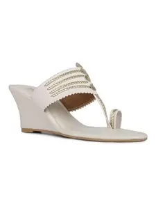 Inc.5 Womens Cream Party Wear Kolhapuri Wedge Heel Sandals