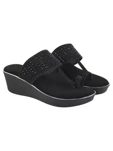 Shoetopia Black Kolhapuri For Women /EU41