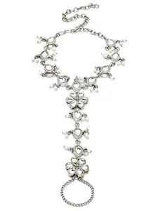 Karatcart Oxidised Silver Kundan Hathphool