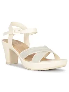 Bata Comfit Womens Casual Sandals in Offwhite, 6 UK