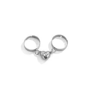 Jointable Pattern Silver Heart Couple Ring Set