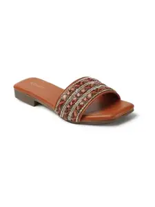 Iconics Women Sandal,Tan,UK-4