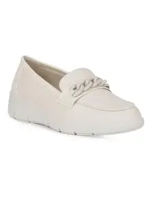 Bata Comfit 5511 Fiona Offwhite Casuals Shoes for Women's|Everyday|Running|Walking|Comfortable Fit|Fashionable Size- 7