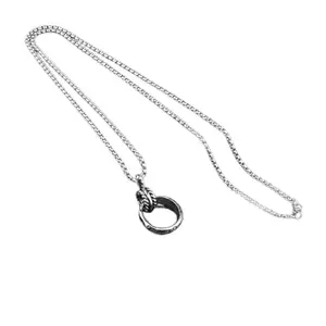 Bling Queen Unisex Silver Plated Ring Pendant Necklace With Box Chain Modern Style