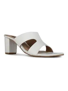 Inc.5 Womens White Party Wear Solid Square Toe Block Heel Sandals