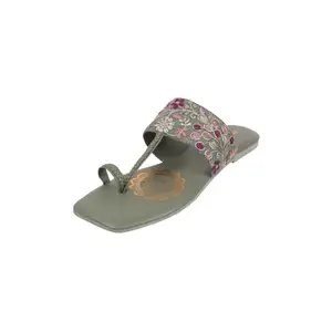 Mochi Women Green embroidered Flat Fashion/Ethnic Chappal UK/3 EU/36 (32-600)