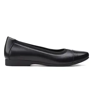 Clarks Women's Un Darcey Cap2 Black Leather Slip On Shoes-7 UK (26155007
