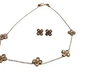 Pratyaksha Jewels French Four Leaf Neck Set | 18k Gold Plated Chain | Pendant Combo Gift Set Necklace Jewellery Set for Women & Girls |