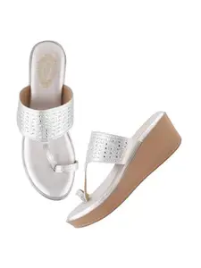 Shoetopia Classic Heeled Silver Kolhapuri For Women & Girls /EU40