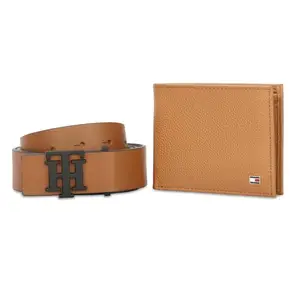 Tommy Hilfiger Lautaro Men Leather Gift Set Include Large Size Belt and Wallet Tan/Tan