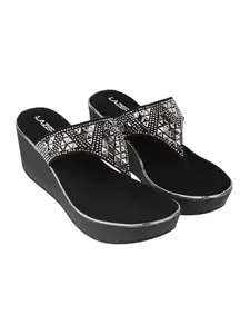 Lazera Womens Glamour Medium Heel Platform Party Chappal Black