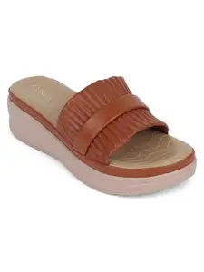 iconics Women Fashion Sandal,Tan,UK-7