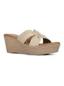 Inc.5 Womens Beige Party Wear Solid Round Toe Wedges Heel Sandals