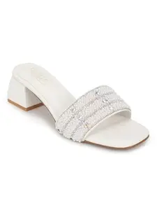 TRUFFLE COLLECTION Women's TC-REN-R5148 White PU Fashion Sandals - UK 7