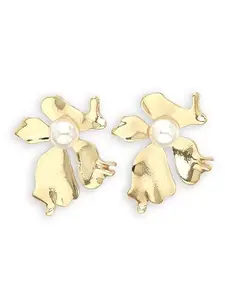 KARATCART Gold Plated Stud Earrings for Women (33038807)