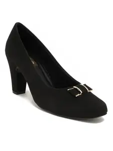 Flat n Heels Womens Black Pumps FnH 2931-BK