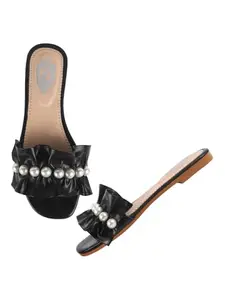 Shoetopia Upper Pearl Detailed Black Flats For Girls