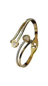 Karishma Kreations Heart Diamond Delicate Fashion Light Luxury Stainless Steel Bracelet