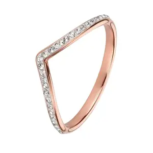 INKO & CO Rose Gold V Shape Ring for Women - Elegant & Unique V-Shaped Design, Perfect for Engagements, Anniversaries & Special Occasions | Timeless, Chic, and Luxurious Women’s Jewelry (1 Pcs) (7)