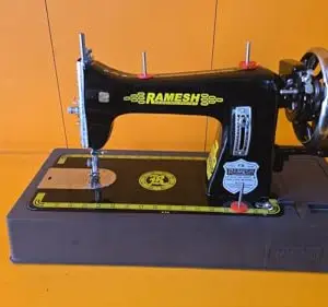 Ramesh deluxe model hand machine - Black