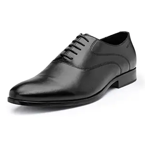 Red Tape Men's Oxford Shoes, Firm Grip, Dynamic Feet Support, Slip-Resistance, Shock Absorption, Better Traction, Soft-Cushioned Insole Black