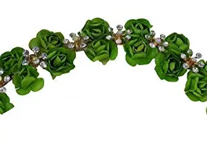 Iyaan Bridal Hair Accessories, Hair Styling Gajra With Rose Flower, 15 Grams, Green, Pack Of 1