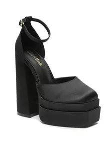 Flat n Heels Womens Black Sandals FnH 1505-BK