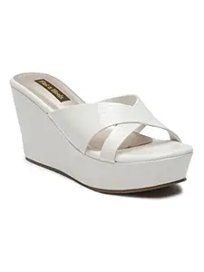 Flat n Heels Womens White Sandals FnH 5720-WHT