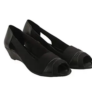 Kairo D Comfortable Women Stylish Flat Sandals (Black, numeric_4)