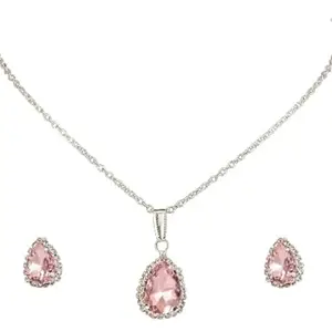 Exquisite Necklaces for Women: Perfect for Every Event, Enhancing Your Look with Sparkle and Charm