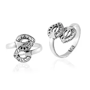 ADMIER Oxidised Plated Brass double leaf design adjustable Toering For Girl Women(ACTR016970) (WHITE)