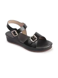 Carlton London Women Sandal,Black,UK-7