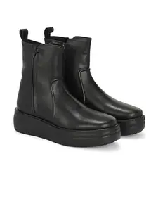 Delize Women Black Ankle Heeled western boots 65036-40