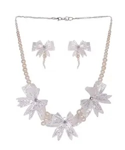 KHOJ.CITY Jewellery Bow Classic Multi Color Handmade & Hand Painted Necklace for Girls & Women (KHJ-AMZ-NP-120)