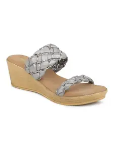 INC.5 Women Pewter Textured Wedge Heels